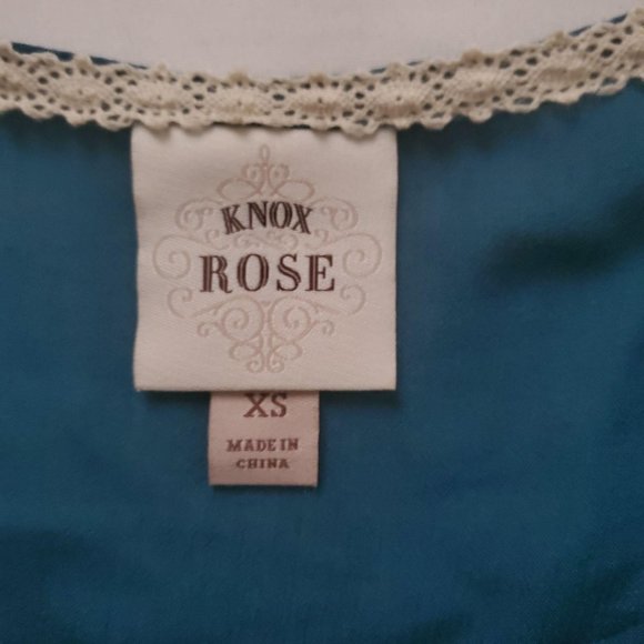 Knox Rose Womens XS Boho Top Lg Bell Sleeve Embroidered W/ Tassels Blue Green - Picture 9 of 13